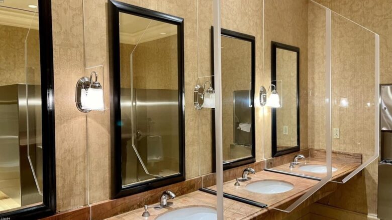 Joints de salle de bain propres